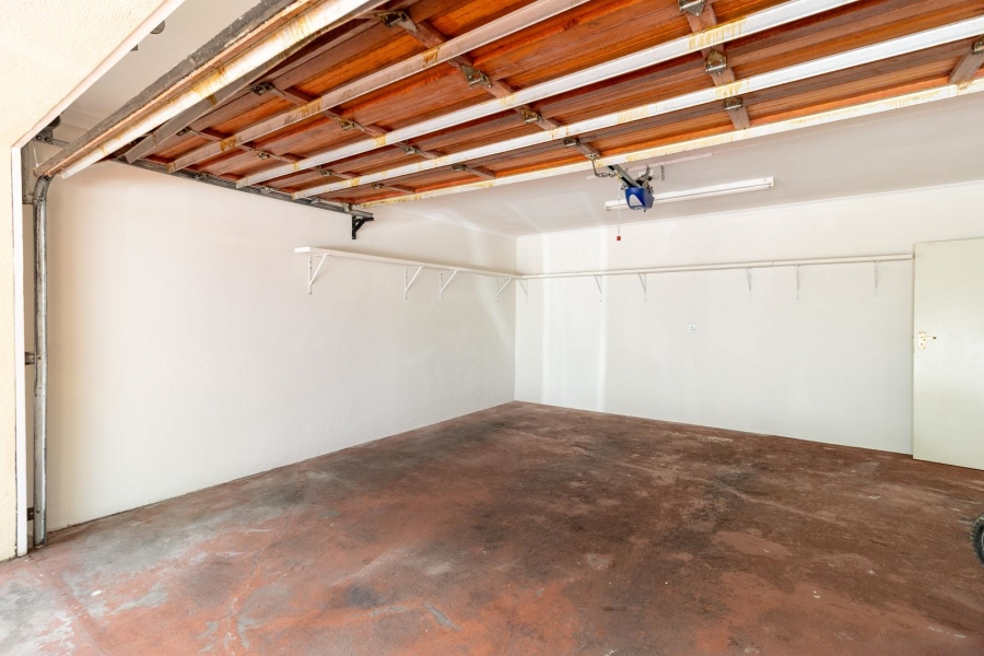 To Let 3 Bedroom Property for Rent in Newlands Western Cape